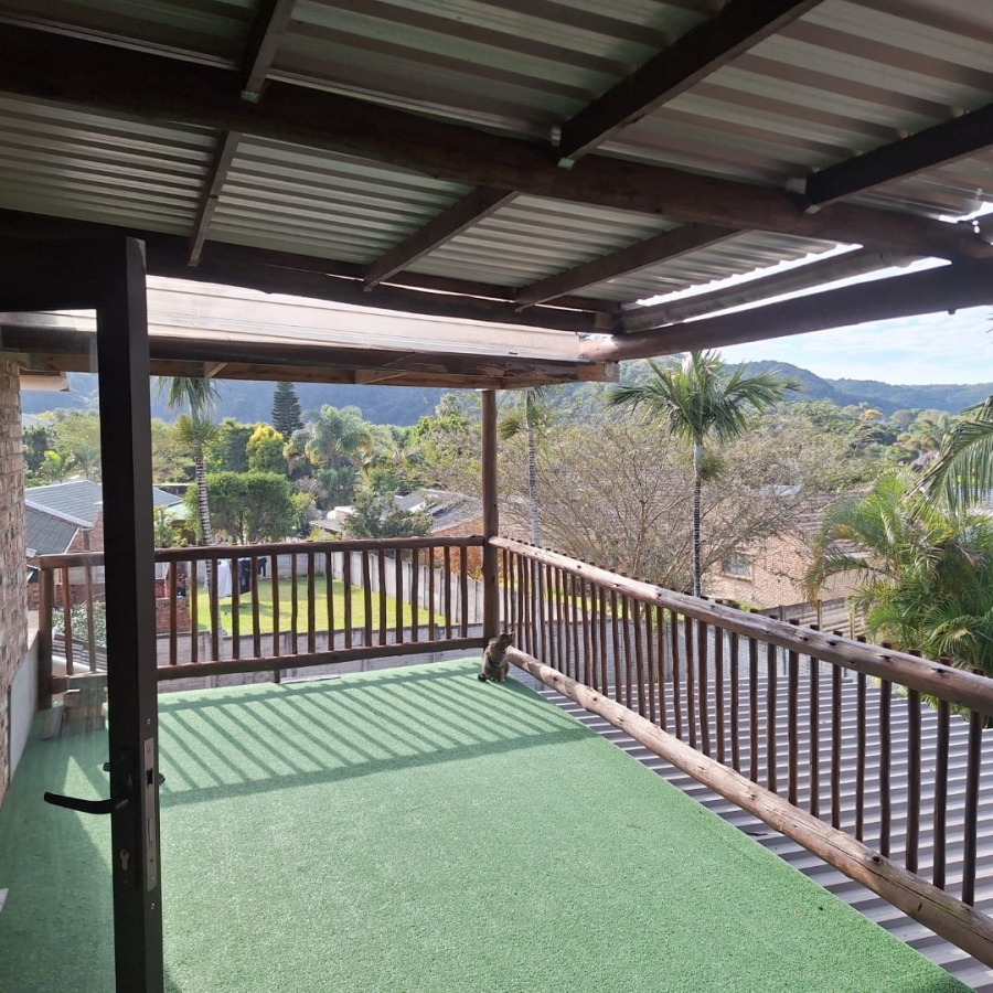 5 Bedroom Property for Sale in Gonubie Eastern Cape